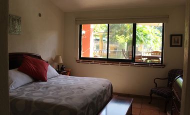 VENDO HERMOSA Y AMPLIA CASA EN PRIVADA DE SOLO 4 CASAS, FRACC. REAL DE TEZOYUCA