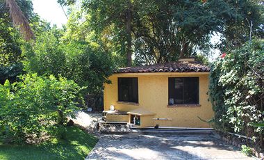 VENDO HERMOSA Y AMPLIA CASA EN PRIVADA DE SOLO 4 CASAS, FRACC. REAL DE TEZOYUCA