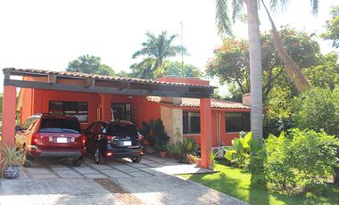 VENDO HERMOSA Y AMPLIA CASA EN PRIVADA DE SOLO 4 CASAS, FRACC. REAL DE TEZOYUCA