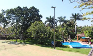 VENDO HERMOSA Y AMPLIA CASA EN PRIVADA DE SOLO 4 CASAS, FRACC. REAL DE TEZOYUCA