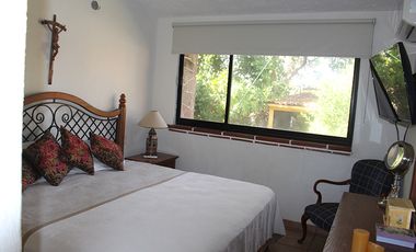 VENDO HERMOSA Y AMPLIA CASA EN PRIVADA DE SOLO 4 CASAS, FRACC. REAL DE TEZOYUCA