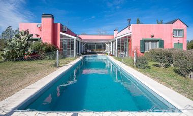 Venta Casa 5 Ambientes 1 Hectarea Pileta Lujan