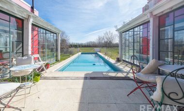 Venta Casa 5 Ambientes 1 Hectarea Pileta Lujan