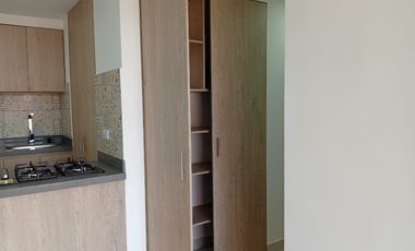 apartamento en arriendo en centro. Cod A63804