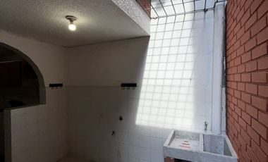 casa en arriendo/venta en capillana. Cod A3442