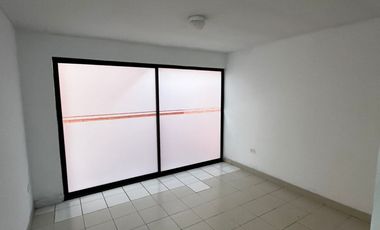 casa en arriendo/venta en capillana. Cod A3442