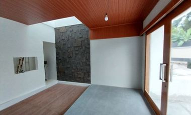 Dijual Rumah Premium 2 Lantai di Jl Damai Yogyakarta