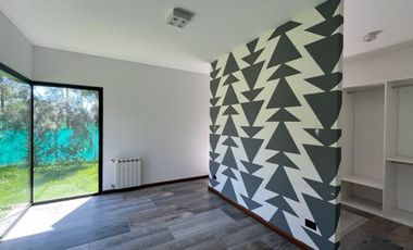 Casa - Guillermo E Hudson
