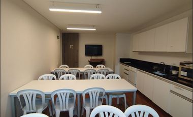 oficina en arriendo en antiguo country. Cod A1094095