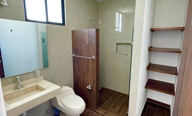 AL NORTE HERMOSA CASA EN RUSCELLO SEGUNDA ETAPA CON ROOF GARDEN