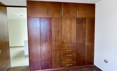 AL NORTE HERMOSA CASA EN RUSCELLO SEGUNDA ETAPA CON ROOF GARDEN