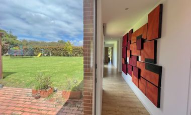 casa en arriendo en hacienda san simón. Cod A8408346