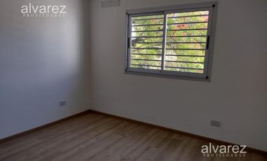 Venta Duplex 4 Ambientes En Ituzaingo
