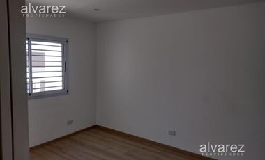 Venta Duplex 4 Ambientes En Ituzaingo