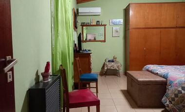 Venta Casa 4 ambientes con garaje cubierto. -  Florencio Varela