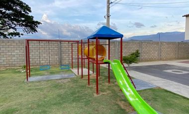 casa en venta en via bocono. Cod V1524