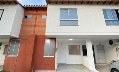 casa en venta en via bocono. Cod V1524