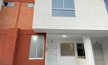 casa en venta en via bocono. Cod V1524