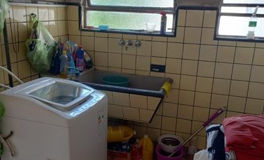 CASA DE 4 AMB. MAS  HABIT. DE SCIO, 3 BAÑOS, PATIO, LAVADERO, BALCON ATERRAZADO,COCHERA Y SOTANO