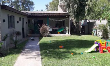 Venta casa 3 ambientes barrio La Arbolada Longchamps