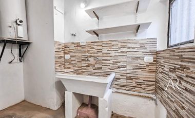 ALQUILER - PH TIPO CASA - 3 AMBIENTES CON TERRAZA Y COCHERA -  BOULOGNE – BARRIO MALVINAS