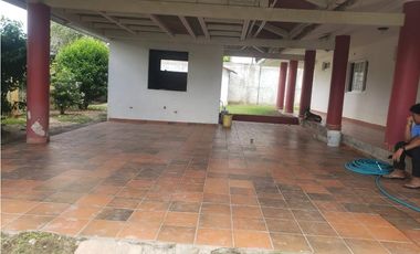 SE VENDO CASA EN ANTÓN, CON UN  TERRENO DE 2,012.61 MTS2