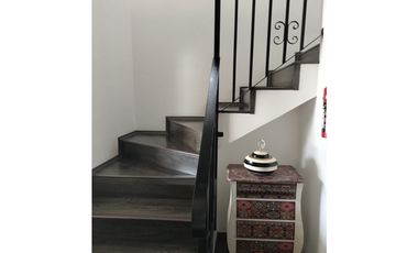 CASA EN VENTA AL SUR DE PACHUCA, BLVD SANTA CATARINA,