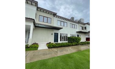 En Venta hermosas Casas Duplex en Santa María (MM)