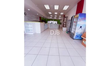 Venta de local comercial en Brisas del Golf $250.000 #430