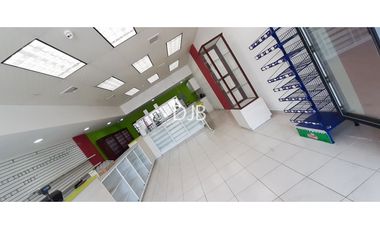 Venta de local comercial en Brisas del Golf $250.000 #430