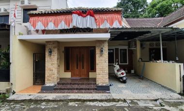 Rumah minimalis full furnished dalam perumahan di Jln Kaliuang