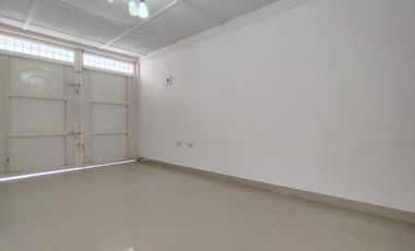 COD. 508 - SE ARRIENDA CASA - BARRIO: LA PALMA I