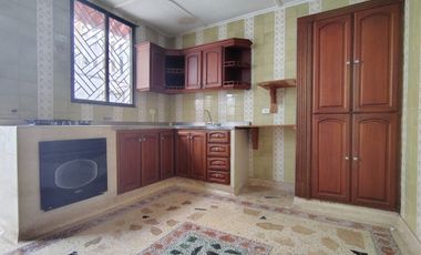 COD. 508 - SE ARRIENDA CASA - BARRIO: LA PALMA I