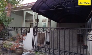 Disewakan Rumah Siap Huni Lokasi Babatan Pratama, Wiyung Surabaya