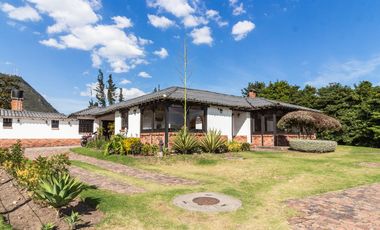 casa en arriendo/venta en cajicá. Cod A6732