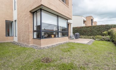 casa en arriendo/venta en cajicá. Cod A6732