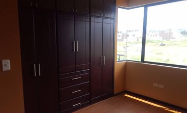 VENTA- Casa de Venta en Arupos del Norte Excelente Ubicacion Riobamba Urbec