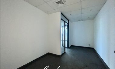 ALQUILER / VENTA OFICINA PISO COMPLETO EN CALLE 50, GLOBAL PLAZA (8)