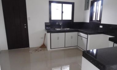 3 bedroom unfurnished house for sale located in Friendship V