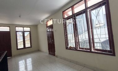 Rumah Di Sumur Batu Lokasi Strategis Siap Huni Jakarta PusatR2261