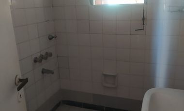 Casa en venta en Ezpeleta Este