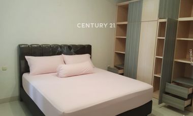 Disewakan Rumah Dengan Kolam Renang Di Pondok Indah Jakarta