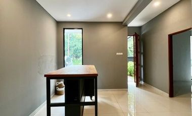 DIJUAL RUMAH MODERN INDUSTRIAL DESIGN, Jl VILA DELIMA, LEBAK BULUS