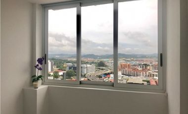 SE VENDE APARTAMENTO LINEA BLANCA EN AV. BALBOA