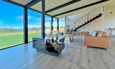 Amplia casa seminueva en Llanquihue, condominio, vistas