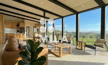 Amplia casa seminueva en Llanquihue, condominio, vistas