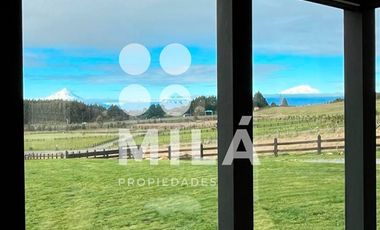 Amplia casa seminueva en Llanquihue, condominio, vistas