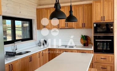 Amplia casa seminueva en Llanquihue, condominio, vistas