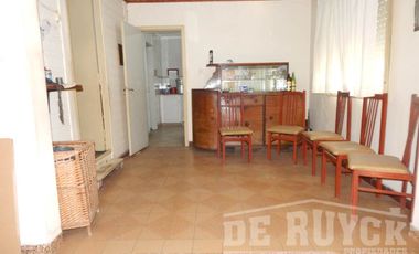 Casa en venta en Ezpeleta Este