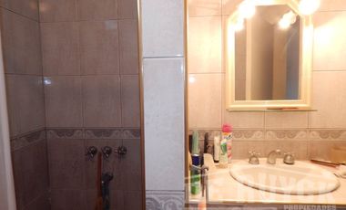 Casa en venta en Ezpeleta Este